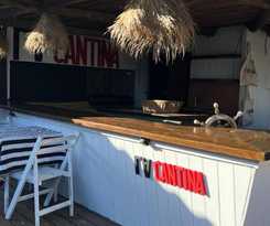  Pueblo Arriba Hostel