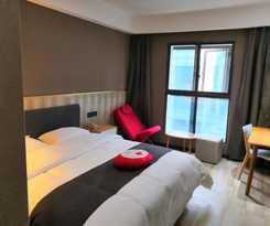  Up and In Hubei Xiaogan Yunmeng County Huguang Road