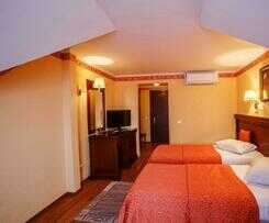  Domeniul Dracula Daneș