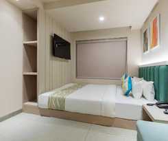  FabHotel Red Vibe