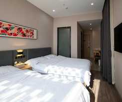 Hotel Colour - Nanchang West Railway Station