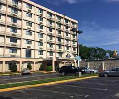 Hotel Days Inn by Wyndham Chester Philadelphia Airport