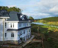 Hotel Sam Tuyen Lam Resort