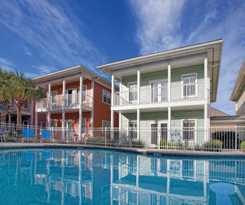 Hotel Club Wyndham Beach Street Cottages
