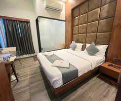 Hotel The Saroja Grand Villa Resorts