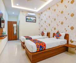 Hotel FabPartha Residency