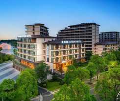Hotel Atour Emeishan Railway Station Exiu Lake