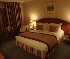 Hotel  Pullman Bucharest World Trade Center