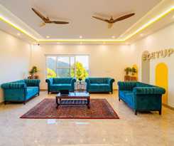  The Hosteller Lansdowne