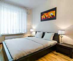  Inqse Aparthotel