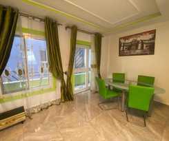 Hotel Elvira\'s HOME
