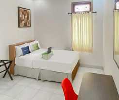 Hotel Urbanview My Honai Setrasari