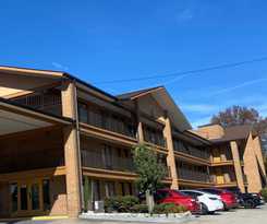 Hotel American Inn and Suites