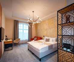 Hotel Bordűr Wellness Superior &eacute;s Szőnyegm&uacute;zeum