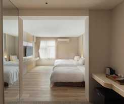  Gamalan Breeze Hotel