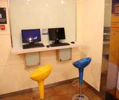 Hotel 7 Days Inn Wuhan Dingziqiao Zhongnan Road Metro Station