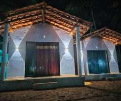  Sun Klssed Gokarna Beachside