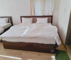  Hotel Anayaa fairview