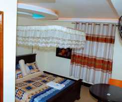  LINK SUITES BAR AND RESSTAURANT MBARARa