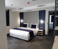Hotel LAMORE OTEl