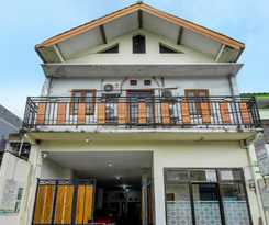 Hotel OYO 92312 A Cozy Rooms Syariah
