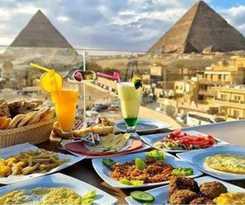 Hotel Carpet Alaadein Pyramids view