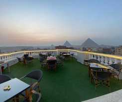  pyramid stars inn