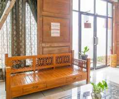 Hotel OYO 94067 The Roy Suite Guest House