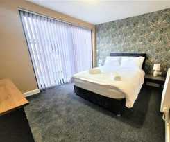  Friary House Serviced Apartments by Roomsbooked