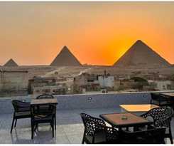 Hotel Lion Middle East Pyramids Panorama