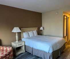  Hilltop Inn & Suites