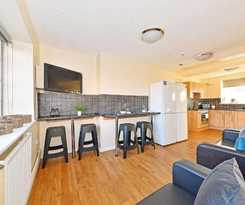 For Students Only - City Living Ensuites and Private Rooms with Shared Bathroom at St Andrews Garden