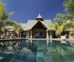 Hotel Maradiva Villas Resort and Spa