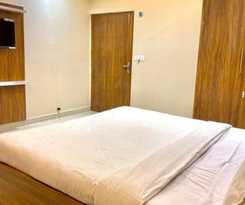  Rs kings hotel