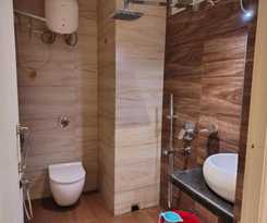 Hotel Orangepetal Comfort Hillton