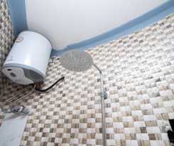  Saroz gardens & resort