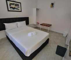  Eldorado Rustic Hotel