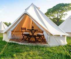  Silverstone Glamping and Pre-Pitched Camping with intentsGP