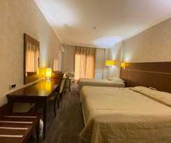  Queen Thermal Resort Hotel
