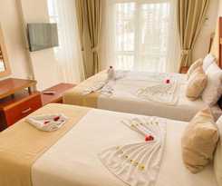 Hotel Far Life