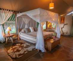 Hotel Kibo Safari Camp