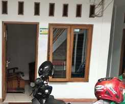 Hotel SPOT ON 92532 Penginapan Hj Lilis Syariah