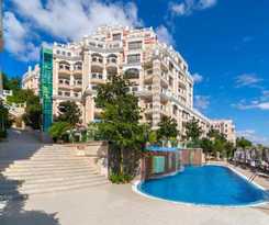 La Mer Apartcomplex and Spa
