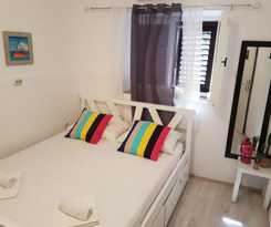  White Rabbit Hostel