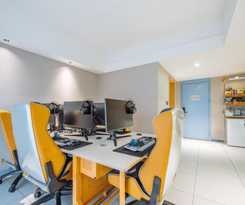  网鱼电竞酒店（竹山路地铁站店）