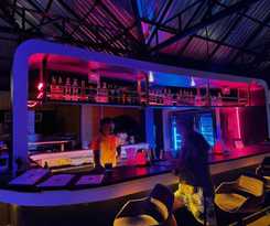  MBAR HOSTEL HAAD RIN