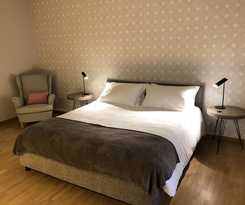 Hotel 200 Rooms and Terrace