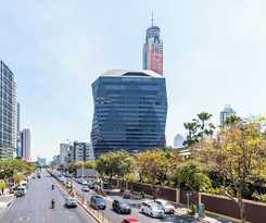 Hotel QUEENSLAND Bangkok