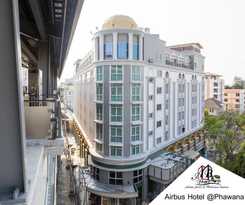 Hotel Airbus At Phawana Station