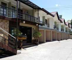 Hotel Quezon Premier Lucena
